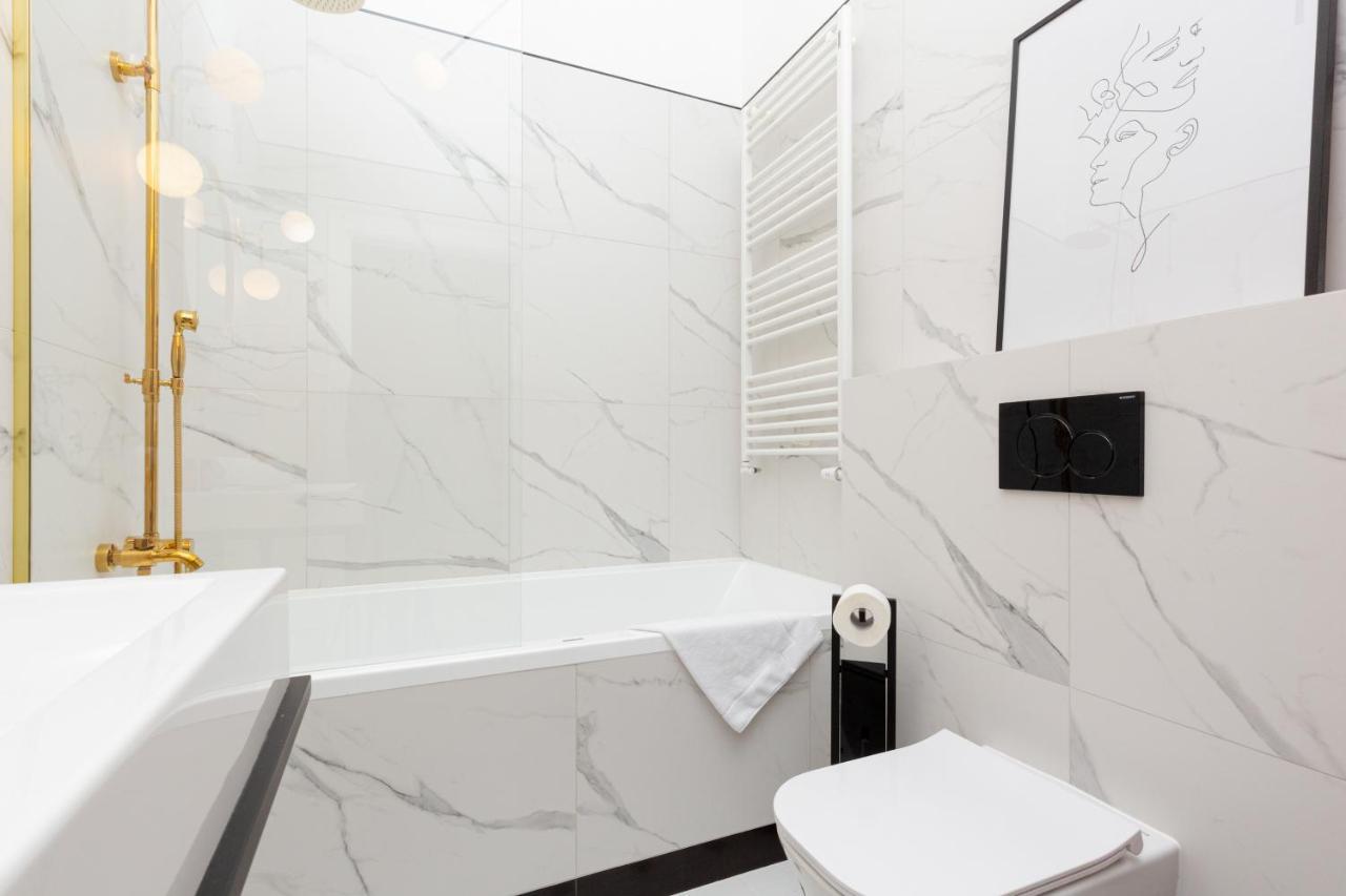 Lux Golden Apartment Praga Kepna By Renters Prestige Warschau Exterior foto